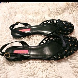 ISO BETSEY JOHNSON FLATS